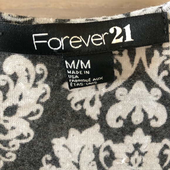 Forever 21 Ruffle Tank - Picture 5 of 8